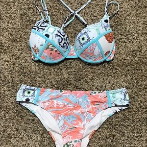 Cupshe Multi-colored Bikini Set
